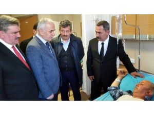 AK Parti Genel Başkan Yardımcısı Kaya, midibüs kazasında yaralananları ziyaret etti