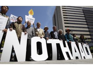 Güney Korelilerden THAAD füze sistemine protesto