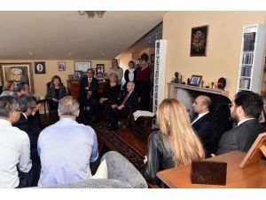 Başkan Hazinedar CHP Genel Başkanı Kılıçdaroğluyla birlikte Teziç’in ailesine taziye ziyaretinde bulundu