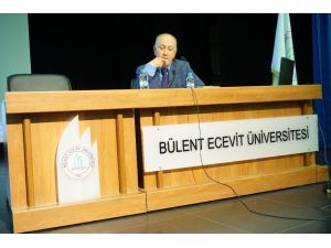 Yazar Oğuz Demiralp BEÜ’de  “Okuma Deneyimleri" başlıklı bir konferans verdi