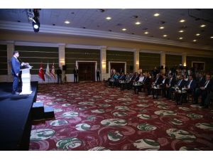 KKTC’de "Dünyada, Türkiye’de ve KKTC’de Ekonomik Gelişmeler ve Beklentiler Konferansı"