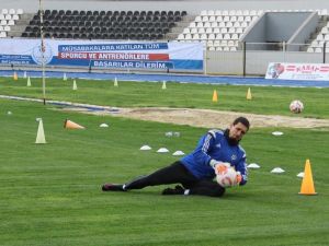 Aydınspor 1923’te kaleci Evren tarihe geçti