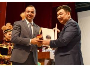 Kazakistan’da Gaspıralı ödülleri