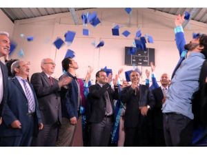 Erciş MYO’da mezuniyet töreni