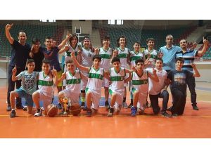 Diyarbakır DSİSpor’dan iki şampiyonluk birden