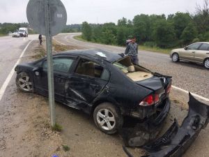 Otomobil takla attı: 4 yaralı