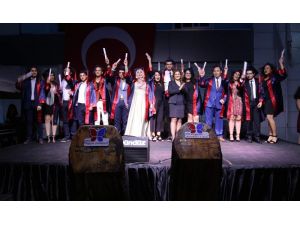 Aydın Değişim Koleji mezunlarını uğurladı