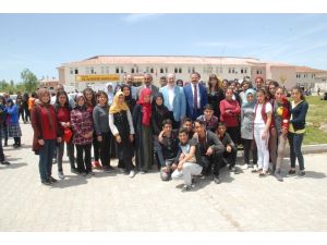 Tuşba’da “Gençlerin Geleceğe Hazırlanması ve Mesleki Rehberlik” programı