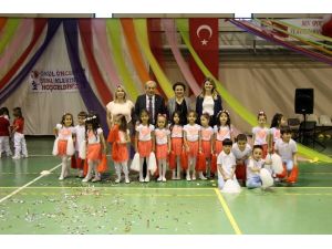 Osmaneli Anaokulu öğrencilerinin yıl sonu gösterisi
