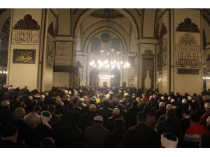 Korkuteli’de 6 camide hatimle teravih namazı kılınıyor