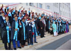 Kahta Ebu Sadık Anadolu Lisesinde mezuniyet töreni