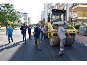 Başkan Uysal asfalt çalışmalarını yerinde denetledi