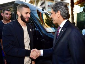 Benzema, Fatih’te iftar programına katıldı