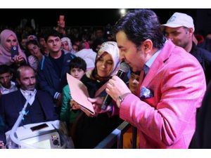 Edremit’te Abdurrahman Önül konseri