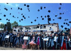 Fatsa MYO’da mezuniyet sevinci