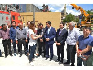 Belediye Başkanı Bahçeci, "Atatürk heykelinin taşınmasını farklı noktaya çekmeye çalışanlarda beyhude çaba içindeler"