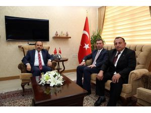 PTT Genel Müdür Yardımcısı Gürbüz Akbulut, Vali İsmail Ustaoğlu’nu ziyaret etti