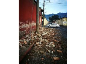 Guatemala 6.8 büyüklüğünde depremle sarsıldı