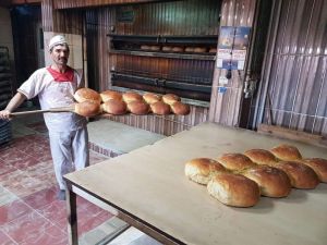 Bayram öncesi köy ekmeğine ilgi