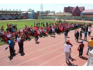 Ağrı’da Yaz Spor Okulları açılış töreni gerçekleştirildi