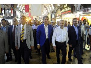 Shopping Fest’e Kapalıçarşı’da renkli açılış