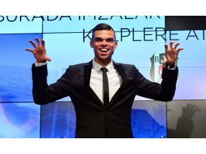 Pepe: "Beşiktaş’a kupalar kazanmaya geldim"