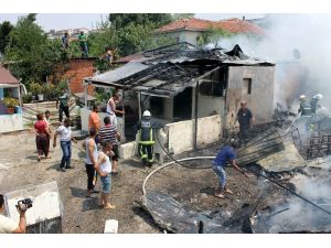 Yalova’da 5 ev yandı