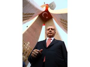 Cumhurbaşkanı Erdoğan, Beştepe’deki Şehitler Abidesi’ni açtı