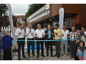 Başiskele’de yen spor merkezi hizmete açıldı