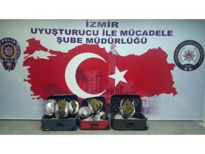 İzmir’de uyuşturucu operasyonu: 4 tutuklu