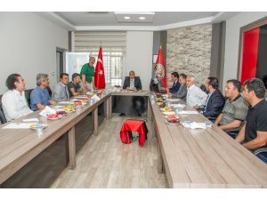 Vali Zorluoğlu’ndan Van Büyükşehir Belediyespor Tesislerine ziyaret
