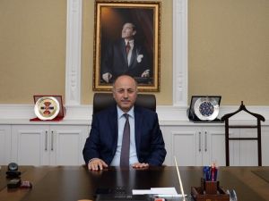 Vali Azizoğlu: “Erzurum Kongresi ile bağımsızlık meşalesi yakılmıştır”