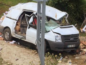 Kastamonu’da minibüs şarampole uçtu: 1 ölü, 1 yaralı