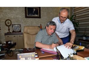 Pursaklar Belediyesinde işçiler toplu iş sözleşmesi imzaladı