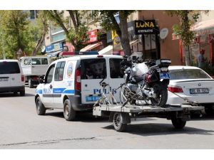 Yunus ekipleri kaza yaptı: 2 polis yaralı