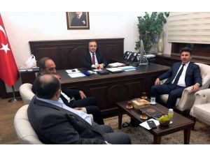 Rektör Karacoşkun Müsteşar Yardımcısı İsmail Çataklı’yı ziyaret etti