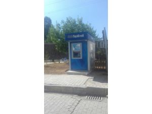 Çaldıran’da özel bankalar ATM kuruyor