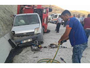 Tunceli’de trafik kazası:2 yaralı