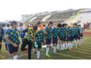 Bilecik, Genç Kızlar Futbol Şampiyonasına ev sahipliği edecek
