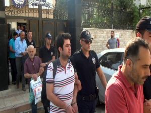 Hatay’da adliyeye sevk edilen 39 FETÖ zanlısından 13’ü tutuklandı