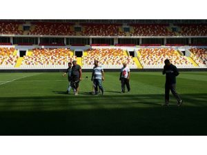 Malatya Stadyumu Antalya maçına hazırlanıyor