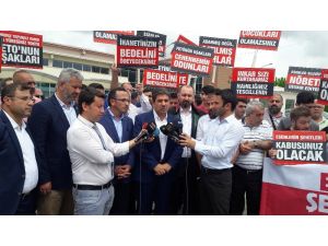 İstanbul Milletvekili Hasan Turan, belediye başkanlarıyla birlikte FETÖ davalarını takip etti
