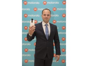 Motorola yeni modlarını tanıttı