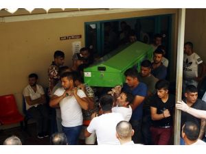Antalya’da  feci kazada hayatını kaybeden 4 kişinin cenazesi alındı