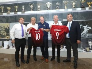İsveç Futbol Federasyonu’ndan Riva’ya ziyaret