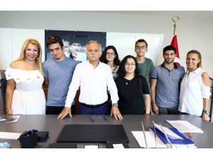 Başkan Karabağ, üniversitelileri ağırladı
