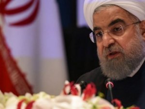 İran'dan 2000 kilometre menzilli yeni füze