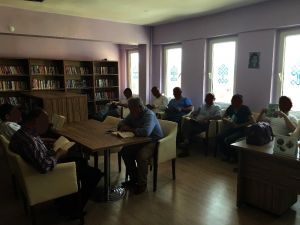 Dinar’da 40 yükümlüye “Okumanın Önemi” konulu seminer verildi