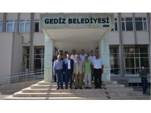 Belediye Başkanı Saraoğlu: Gediz’in yol sorunları çözülmeli