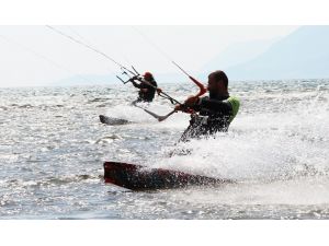 Dünya Kiteboard Şampiyonasının Türkiye ayağı Akyaka’da yapılacak